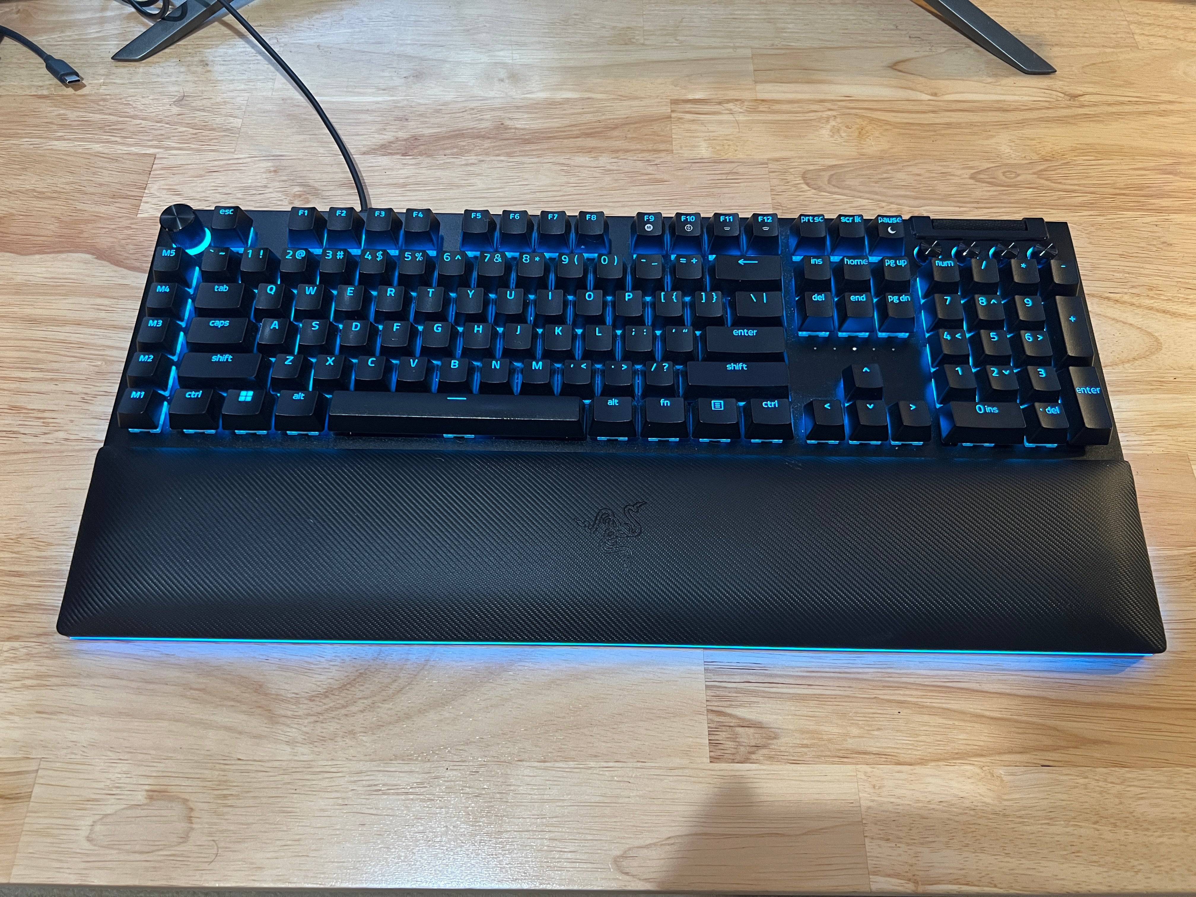 Razer Blackwidow v4 Pro