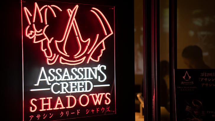 ハラジュクでアサシンクリードシャドウズカフェを体験してください