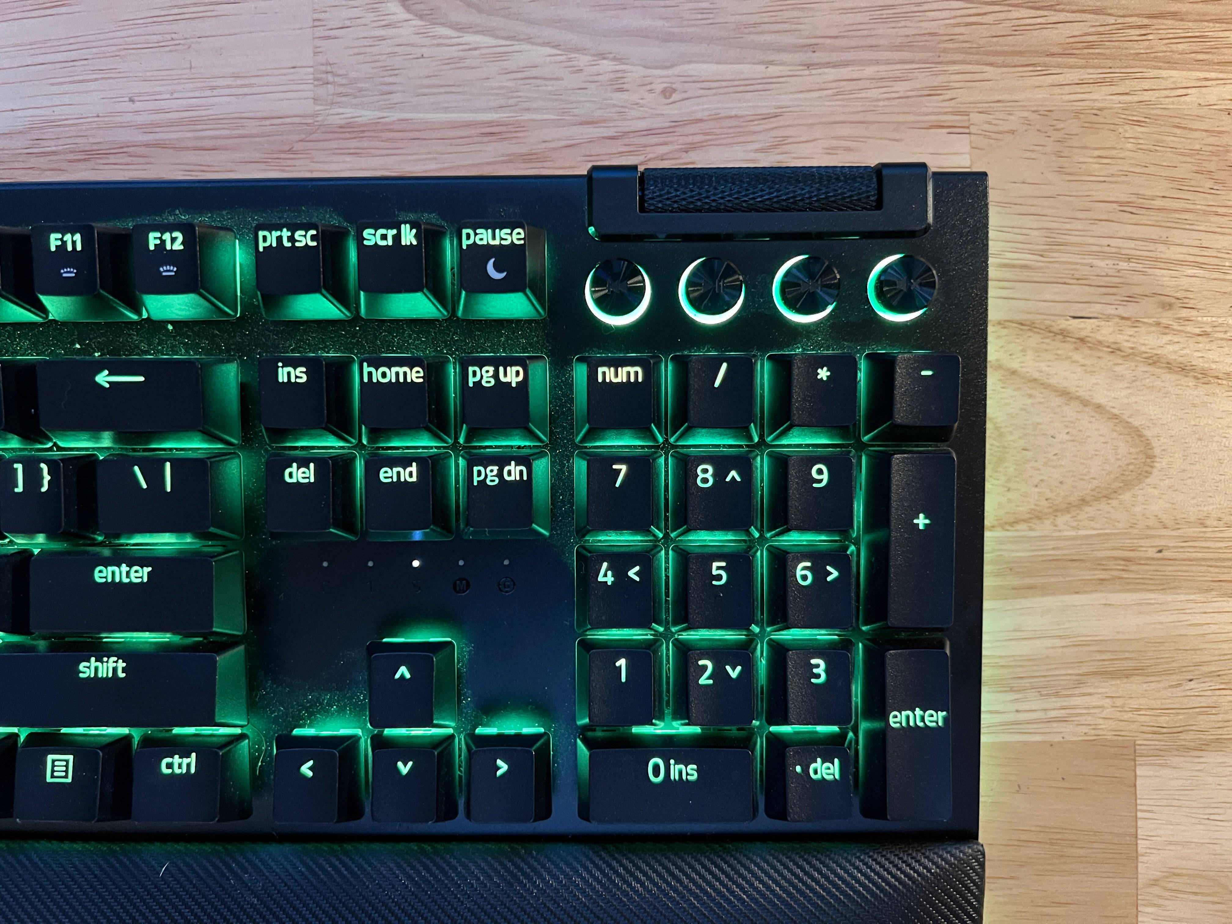 Razer Blackwidow v4 Pro